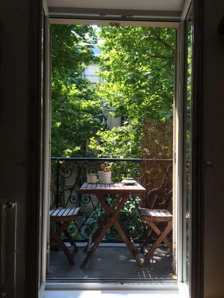 Apartment very nice, bright, quiet and spacious with small balcony for breakfast Paris, France Luxury 85m2 apartment - Montmartre Entire rental unit vacation rental 7361028