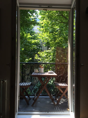 Apartment very nice, bright, quiet and spacious with small balcony for breakfast Paris, France Luxury 85m2 apartment - Montmartre Entire rental unit vacation rental 7361028