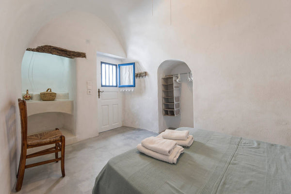 This lovely fully independent room used to be the Old Winery's traditional kitch  Charming independent private room in Emporio Private room in home vacation rental 12393402
