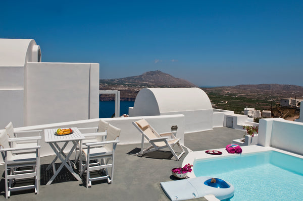 Aura Marina Apartments Santorini is a complex of 9 self catering apartments !  < Emporio, Greece DBL Bedroom Apartment with Private Pool for 2or3 Entire serviced apartment vacation rental 568627752412849899