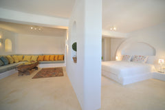 Our unique luxury open space studio, built in the traditional Cycladic style, di Israel luxury studio Turquoise Cycladic home vacation rental 5264903