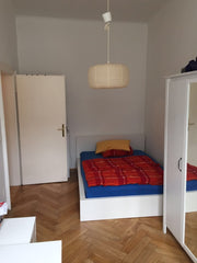 Tolles WG-Zimmer (13 m²) in zentral gelegener Altbauwohnung (9.ter Bezirk von Wi Berlin, Germany Room @ beautiful shared flat near city center Private room in rental unit vacation rental 12944339