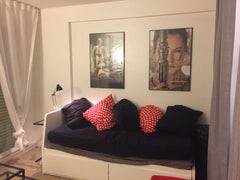 Logement donnant sur cours intérieur au premier étage avec vu sur espace vert (n Tourcoing, France Studio 24m2 (5mn) Metro Poissonnière/Gare du Nord Entire rental unit vacation rental 18177997