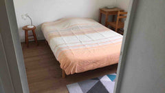 Logement propre.<br /><br />Chambre avec matelas neuf et coin rangement. <br />< Bordeaux, France 2. Maison au calme propre et proche centre ville Private room in townhouse vacation rental 609249983641180451