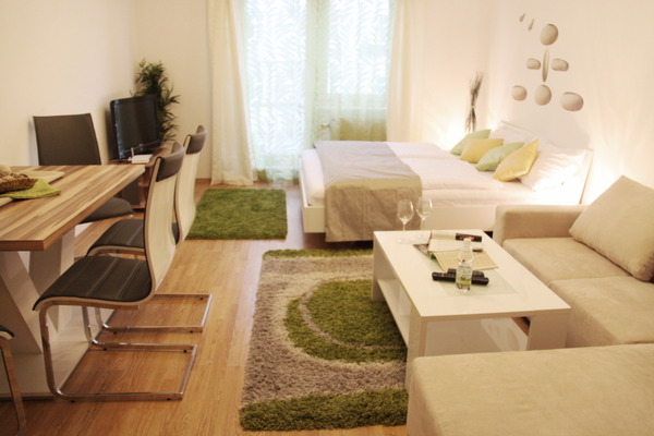Bitte beachten Sie, dass wir mehrere ähnliche Apartments in einer Kategorie zusa Vienna, Austria CheckVienna - Quellenstrasse Entire rental unit vacation rental 54350115