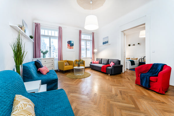 ★ 181 square meters ★ 3 Bathrooms ★ 2 Toilets ★ 3 big TV screens ★ Large fully e Prague, Czechia ★★★★★ ROYAL VIP APARTMENT ❤ OLD TOWN SQUARE ★★★★★ Entire condo vacation rental 14309748