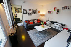 L'appartement très lumineux est situé au 2ème étage (3ème étage US standard) ave Paris, France Comfortable 1BDR Babylone - Bon Marché Entire rental unit vacation rental 21002890