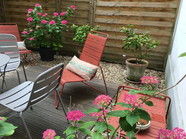 Modern and comfortable apartment with terrace, located in the district of Vaugir Paris, France Studio Montonnerre Terrasse Entire rental unit vacation rental 342902