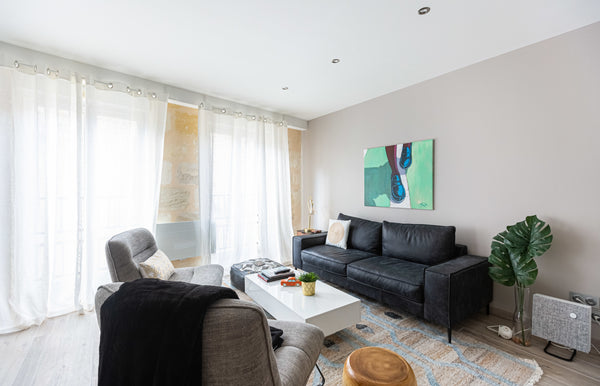 Strategically located in the popular area of Capucins, this fully-equipped flat   GuestReady - Cozy 2 Br Apartment in Capucins Entire rental unit vacation rental 47721234