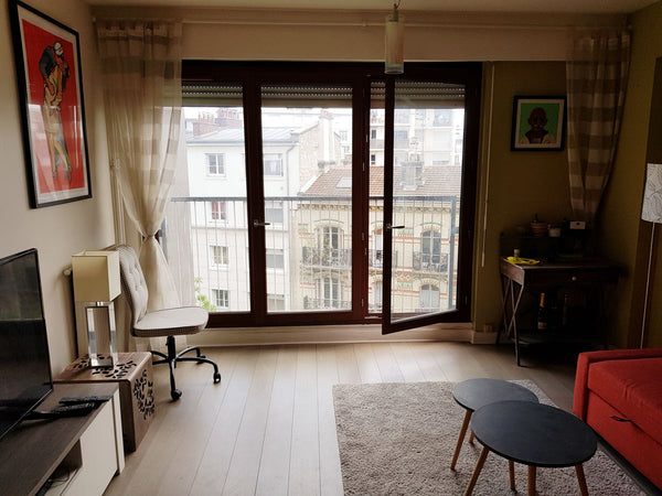 Close to Rue du Commerce and Place 
