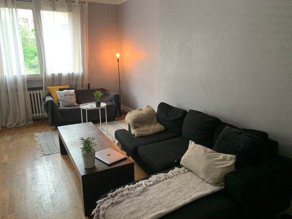 Vous partagerez l'appartement avec deux des trois occupants actuels. C'est une c Lyon, France Petite chambre appartement sur croix rousse Private room in rental unit vacation rental 36593740