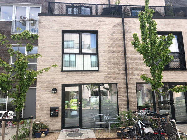 Welcome to a modern house of 3 floors next to the Concert hall the Royal Arena.  Copenhagen, Denmark Modern house, close to the airport and city centre Entire home vacation rental 34228087