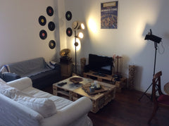 Appartement situé à 20 m de la place Fernand Lafargue dans un quartier très anim Bordeaux, France Appartement place Fernand lafargue Entire rental unit vacation rental 28513996