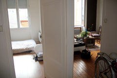 Mon logement est proche de le centre ville, les restaurants, l'art et la culture Lyon, France Beau 2 pièces rénové de 40 m2 à deux pas du centre Entire rental unit vacation rental 13574391