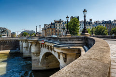 Enjoy a peaceful studio 11th arrondissement.<br />The neighboorhood is very anim  Studio Paris Center - Pont-Neuf Entire rental unit vacation rental 9994269