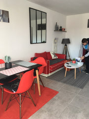 appartement coquetdans un quartier calme, proche du parc bordelais ideal pour pa  coquet appartement,place de parking privé fermé. Entire rental unit vacation rental 42113010