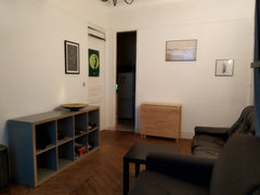Ce charmant appartement Haussmaninen permettant d'accueillir 4 personnes est idé Paris, France 4 Pers. Flat, Perfect Location, Full equipment Entire rental unit vacation rental 17704537