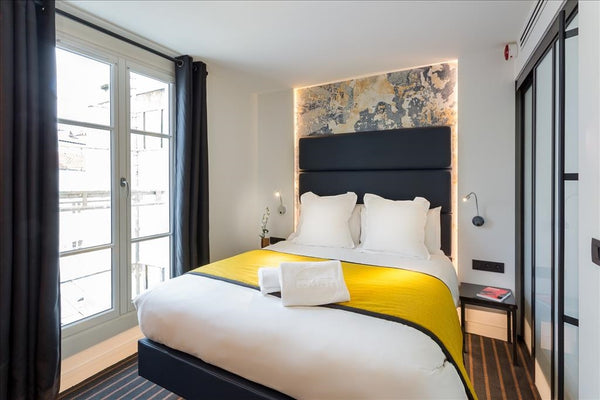 <b>The space</b><br />CLASSIC ROOM, area 14 m2 <br /> <br /> <br />You will find Paris, France Classique Double Room in boutique hotel vacation rental 24841117