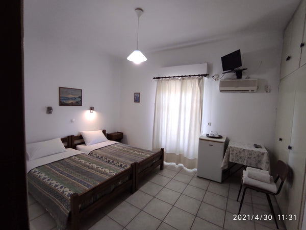 Balcony<br />Large veranda/terrace you can relax<br />Quiet and practical locati Mpatsi, Greece Studio (2) with ensuite toilet (20 m2) Entire rental unit vacation rental 48995365