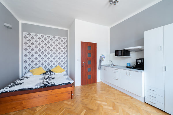 Very bright and stylish newly-furnished one bedroom apartment. Free luggage room Prague, Czechia Modern apartment few steps from centre Entire rental unit vacation rental 25030636