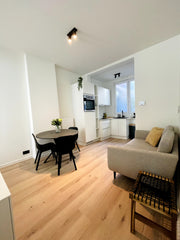 Ga er gewoon even tussenuit in deze rustgevende, centraal gelegen accommodatie. Antwerp, Belgium cosy 1BDR studio@ trendy South Entire condo vacation rental 670917966432860041