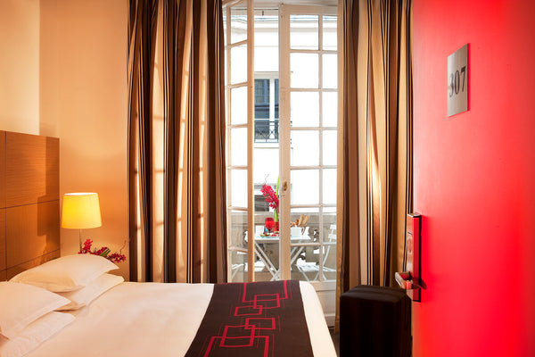 Located in the heart of the busiest area of Paris right bank, the Villathena's m Paris, France Comfortable room near Galeries Lafayette Room in boutique hotel vacation rental 21144123