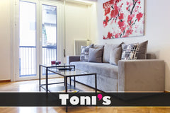 Enjoy the iconic design,  grand, modern, suitable for couples, families, big gro Athens, Attica, Greece Toni's - 2BD Central Apartment near P. Stadium Entire rental unit vacation rental 17717302