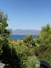Irémia is een  gezellige vrijstaande woning met grote tuin  in de groenrijke omg Agia Galini, Greece Iremia vrijstaande woning aan zee met tuin Entire home vacation rental 45328947