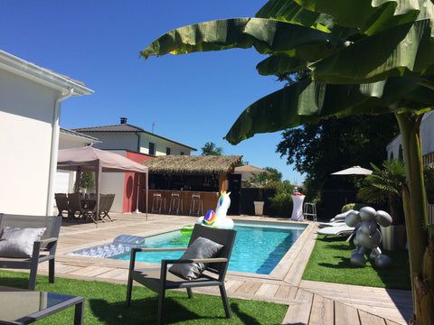 <b>The space</b><br />Idéalement située à proximité du vignoble mėdocain, du Bas Saint-Médard-en-Jalles, France Superbe maison moderne piscine bar Entire home vacation rental 18729481