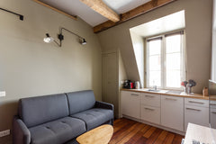 Superb, immaculate studio, 5 min walk from Parc Monceau and 10 min walk from Ter London, United Kingdom Lux. Studio 10 min from Champs Elysées. 2-4 guests Entire rental unit vacation rental 20241809