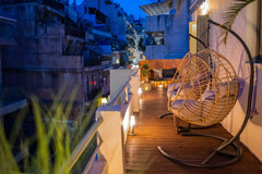 A stylish apartment in the heart of Plaka Athens, just one minute walk from Acro Athens, Greece Stylish apartment in the Heart of Acropolis Plaka. Entire rental unit vacation rental 595572535582949841