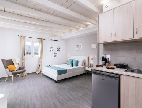 <b>License number</b><br />Exempt  Romantic Luxury Suite with gorgeous sea view! Room in aparthotel vacation rental 50030279