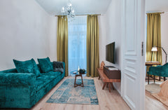 High Street Suites presents THE most exclusive, beautiful and central locations  Vienna, Austria House of Dior - High Street Suite #5 Entire serviced apartment vacation rental 21873619
