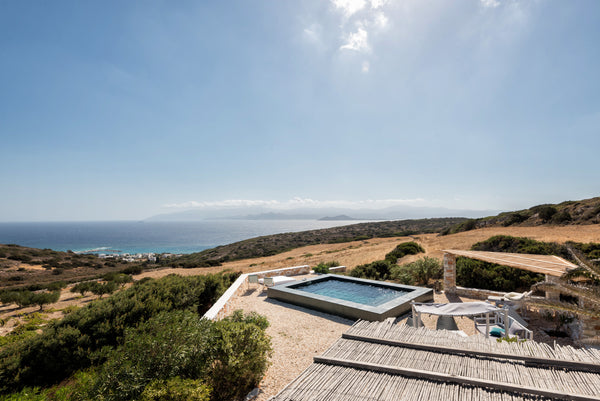 Villa Alexandre, in the island of Paros, stand on a magnificent terrain, without Brussels, Belgium Villa Alexandre in Paros Entire home vacation rental 14025713