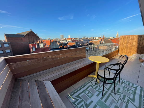 This cosy rooftop apartment has been fully renovated to gain the most out of its Antwerp, Belgium Green & Golden sky loft Entire loft vacation rental 643904735805593159