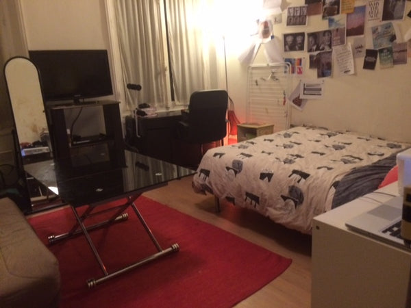 Chambre indépendante au RDC d'un immeuble bourgeois (qui donne sur une cour inté Paris, France Chambre au RDC calme et propre Private room in rental unit vacation rental 5621702