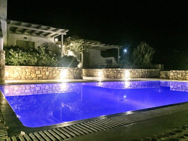 Among the streets, next to the churches, behind the freshly painted shutters, th Mikonos, Greece Cosy Villa in Ornos close to the beach Entire villa vacation rental 3001832