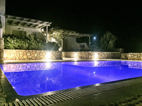 Among the streets, next to the churches, behind the freshly painted shutters, th Mikonos, Greece Cosy Villa in Ornos close to the beach Entire villa vacation rental 3001832