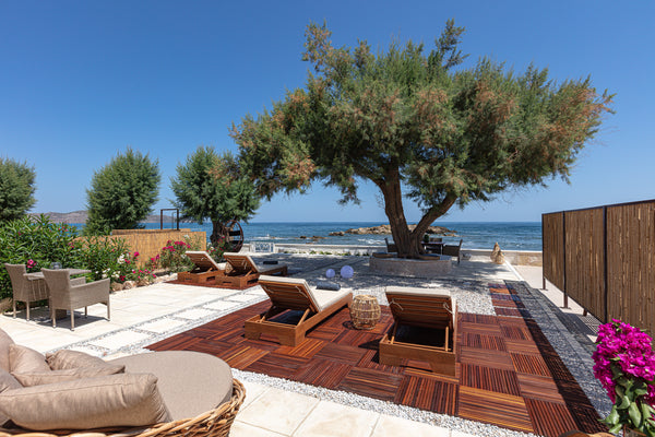 Villa Seashell is a fabulous newly renovated and furnished villa right on the be  Villa Seashell★ Beach front Luxury villa in Chania Entire townhouse vacation rental 51166115