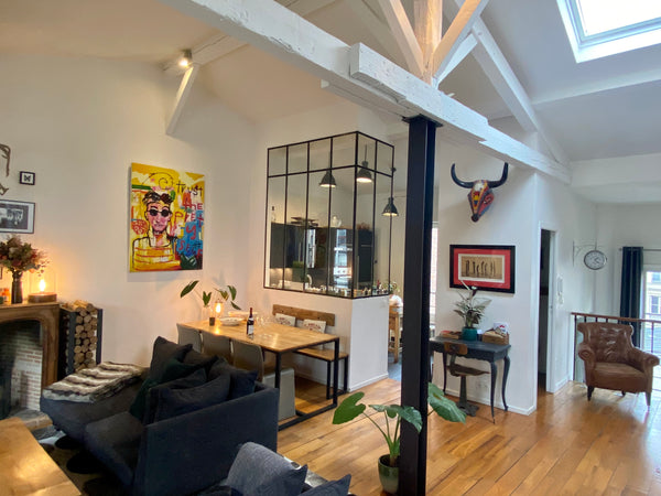 90 square meters 'loft style' flat with amazing natural beams and high ceilings. Geneva, Switzerland *** APPARTEMENT DE CARACTÈRE PARIS 16 *** Entire rental unit vacation rental 4315991