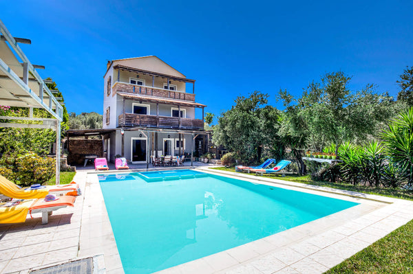 Villa Liostasi is a beautiful, modern villa with private pool, fully air-conditi Heraklion, Greece Villa Liostasi with private swimming pool Entire villa vacation rental 50361926