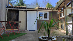 Agréable studio refait a neuf, complètement indépendant avec kitchenette équipée Salaunes, France Studio cosy avec terrasse privative Entire rental unit vacation rental 46465772