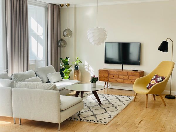 If you’re interested in being in the very center of Copenhagen, this is the apar Copenhagen, Denmark Spacious apartment in Nyhavn! Entire rental unit vacation rental 40166913