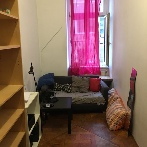 In the very Center of Vienna, this room is the perfect location for exploring th Saint Pölten, Austria Cute room in the very Center of Vienna! Private room in rental unit vacation rental 27658032