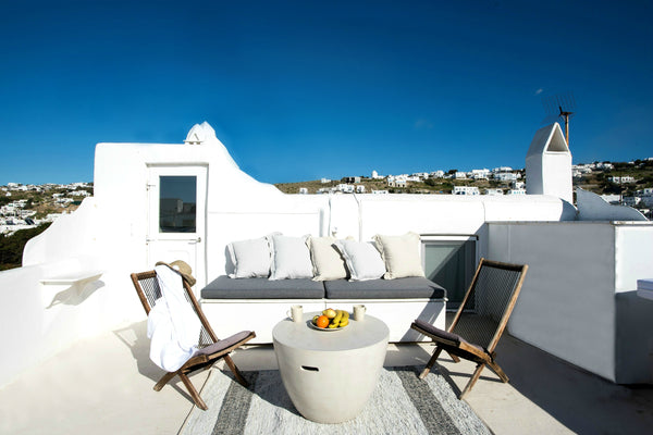 Loom is a beautiful two floor Villa located in the heart of Mykonos Town,surroun Athens, Greece Villa Loom Mykonos Town Cycladic home vacation rental 42177076