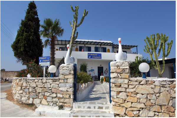 For unforgettable holidays, we are expecting you at”Studios Stavros” with its en Greece STUDIOS STAVROS Logaras Beach PAROS 1 Private room in serviced apartment vacation rental 9396845