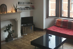 Grand appartement lumineux composé de deux chambres, une cuisine, une salle de b Schaerbeek, Belgium Grand appartement complet et lumineux Entire rental unit vacation rental 27618991