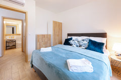 Modern apartment in local area, city centre 5 minutes away. Folimanka park is ne Prague, Czechia Folimanka Loft Apartment X. Entire rental unit vacation rental 613503706508614074