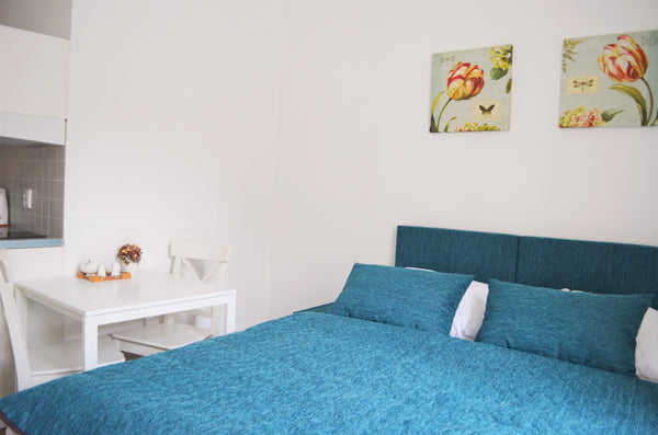 A turquoise cozy apartment is ideal for a family or friendly couple, here you ca Prague, Czechia A turquoise cozy apartment in the city centre Entire rental unit vacation rental 604114134245550027