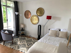 Studette refaite à neuf, très bonne literie et linge de lit de qualité. Trés bon Lyon, France Studio lumineux avec parking Lyon04 Entire rental unit vacation rental 45086969